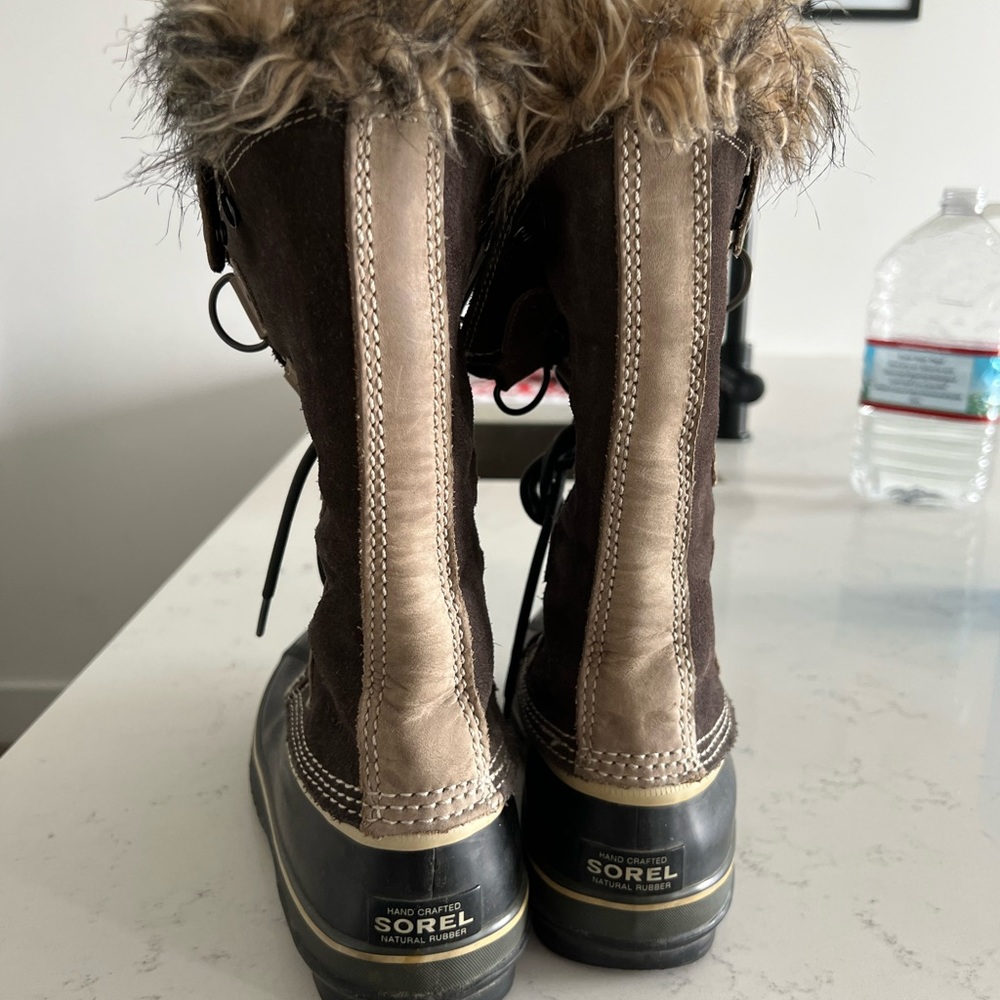 Comfy winter boots